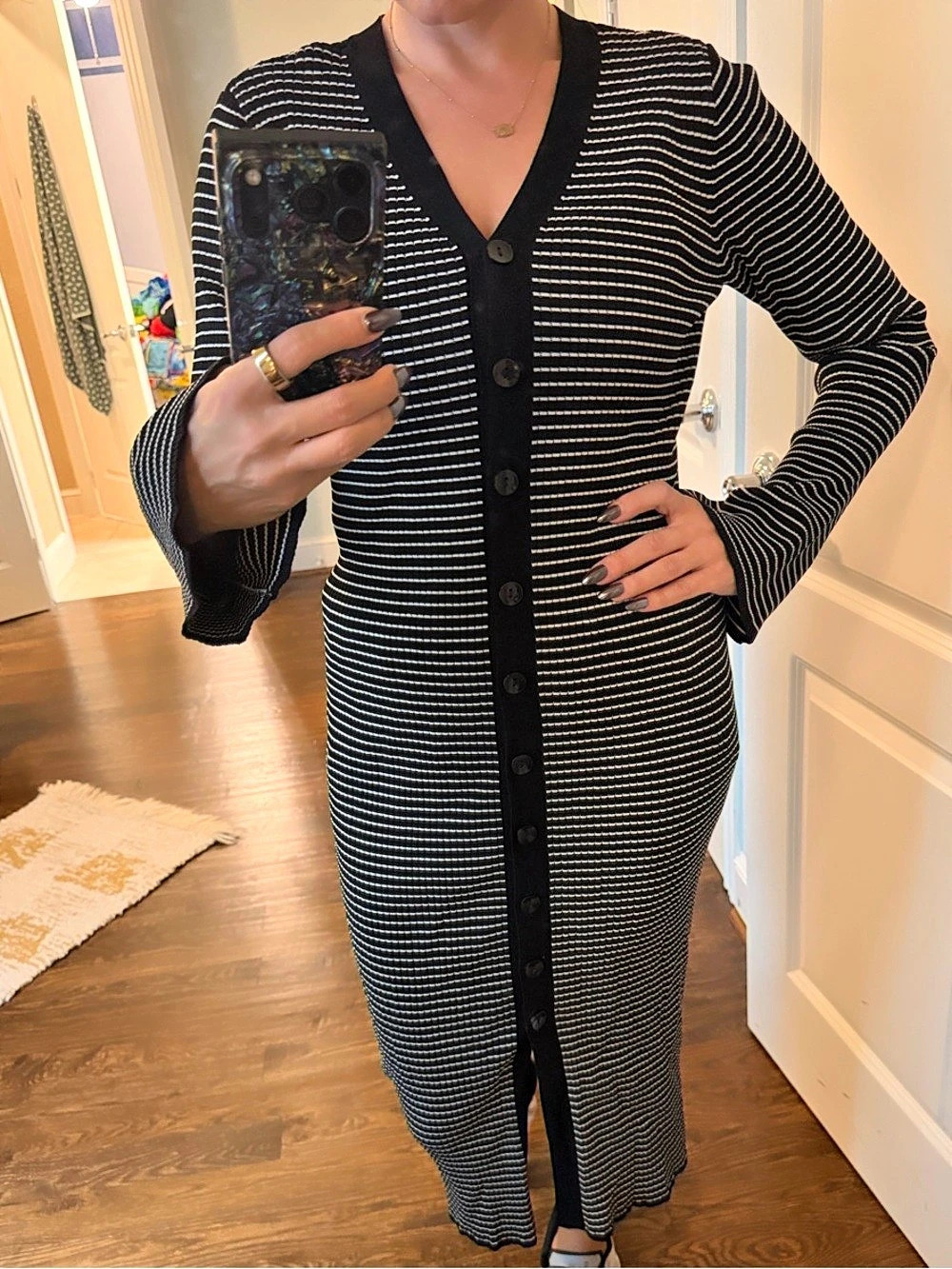 A new day. Striped Midi Dress in Black & White Size Small Like New